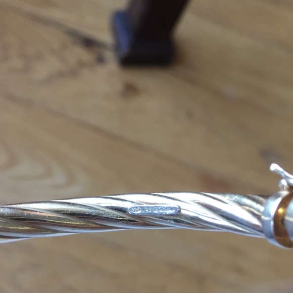 Bangle - Picture 5 of 5